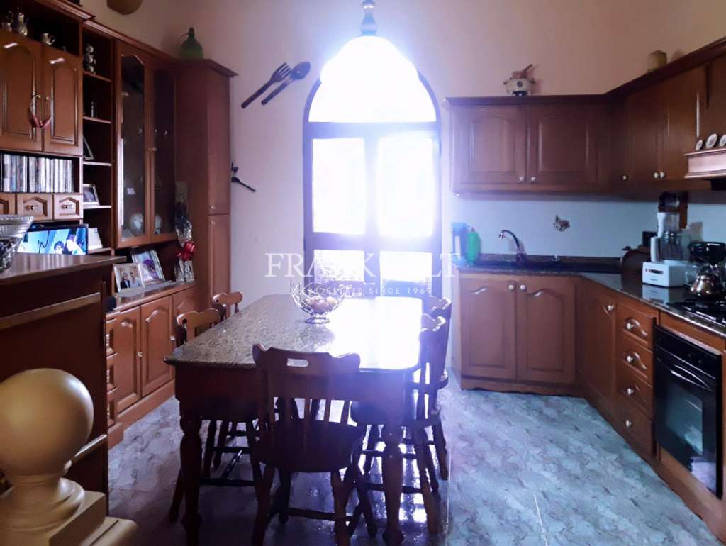 2 Bed, ApartmentFor Sale, Cospicua, Malta