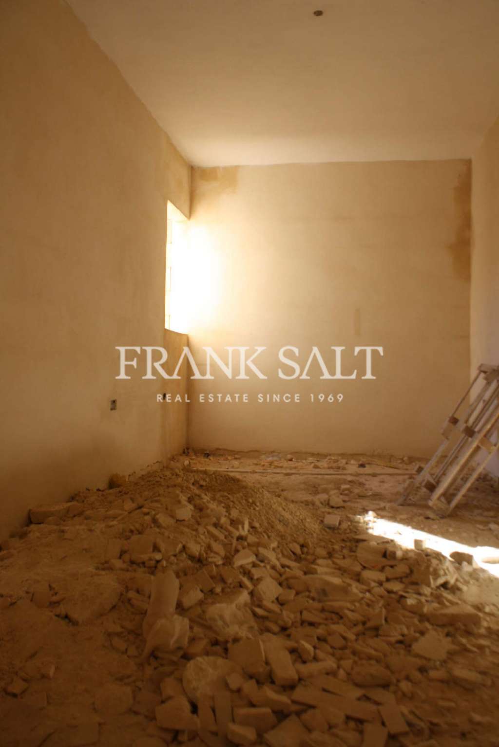 3 Bed, ApartmentFor Sale, Marsalforn, Gozo