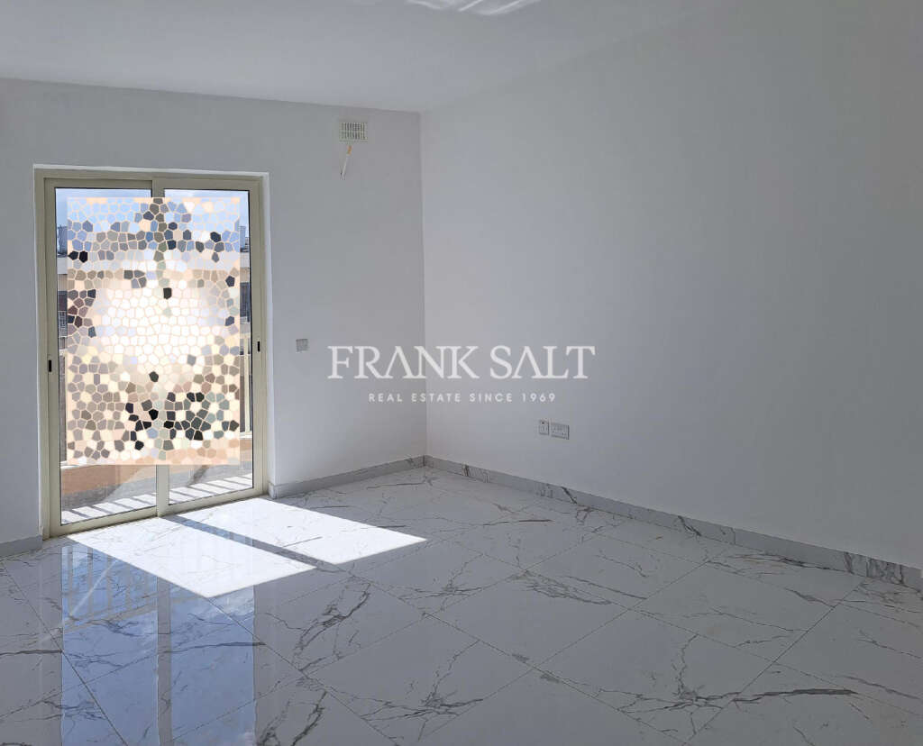 3 Bed, ApartmentFor Sale, Qawra, Malta