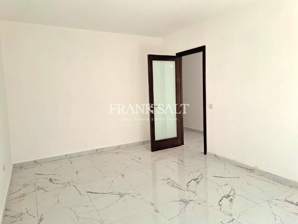 3 Bed, ApartmentFor Sale, Qawra, Malta