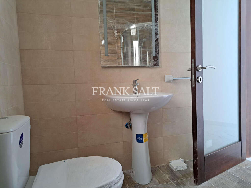 3 Bed, ApartmentFor Sale, Qawra, Malta