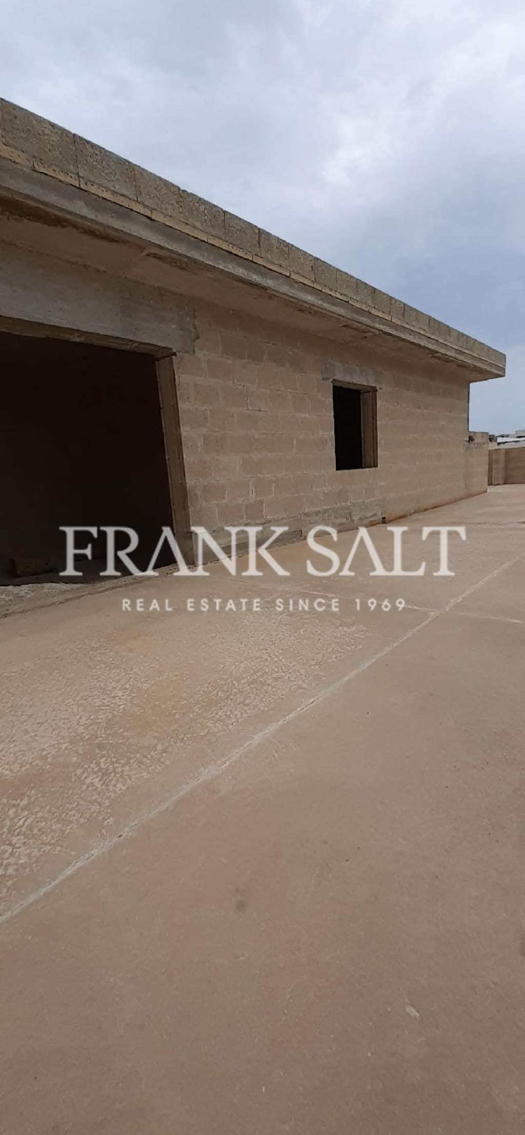 Commercial Property, For Sale