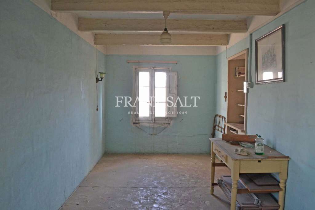 Commercial Property, For Sale