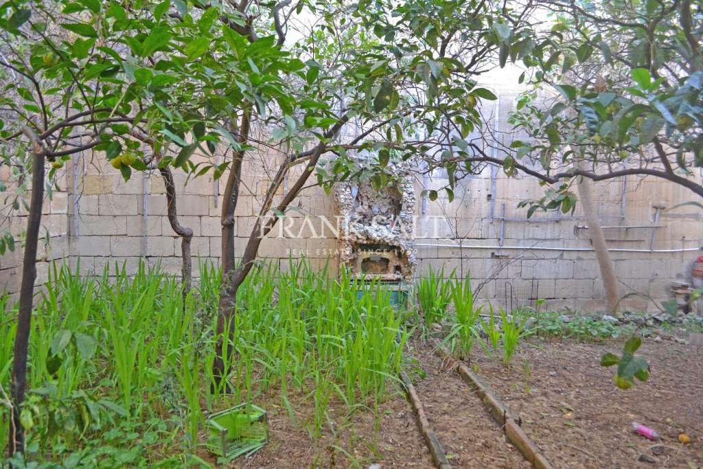 Commercial Property, For Sale