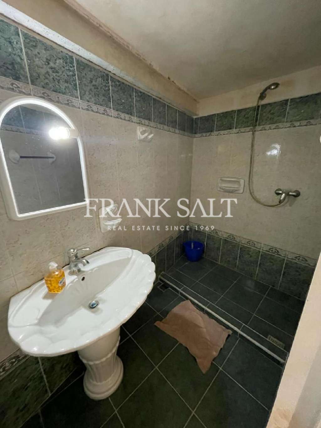 1 Bed, ApartmentFor Sale, Cospicua, Malta