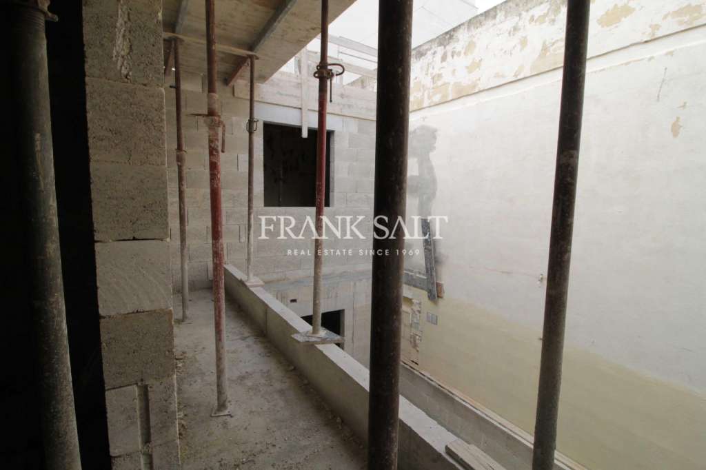 Commercial Property, For Sale