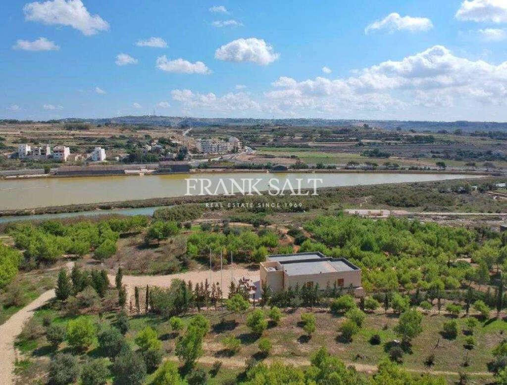 3 Bed, ApartmentFor Sale, Qawra, Malta