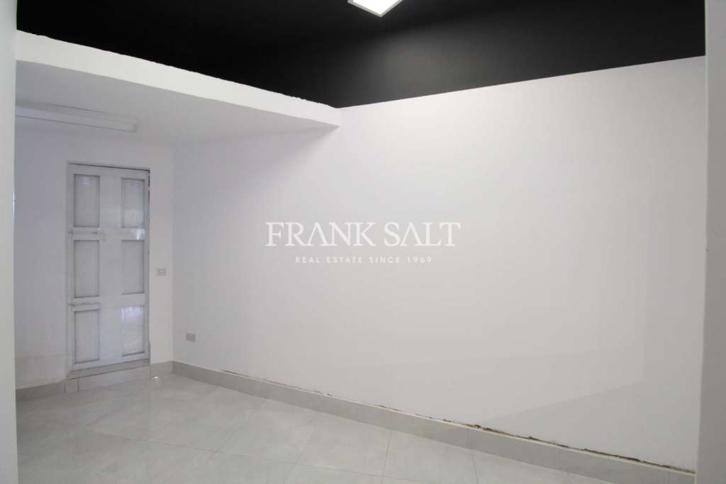 Commercial Property, For Sale