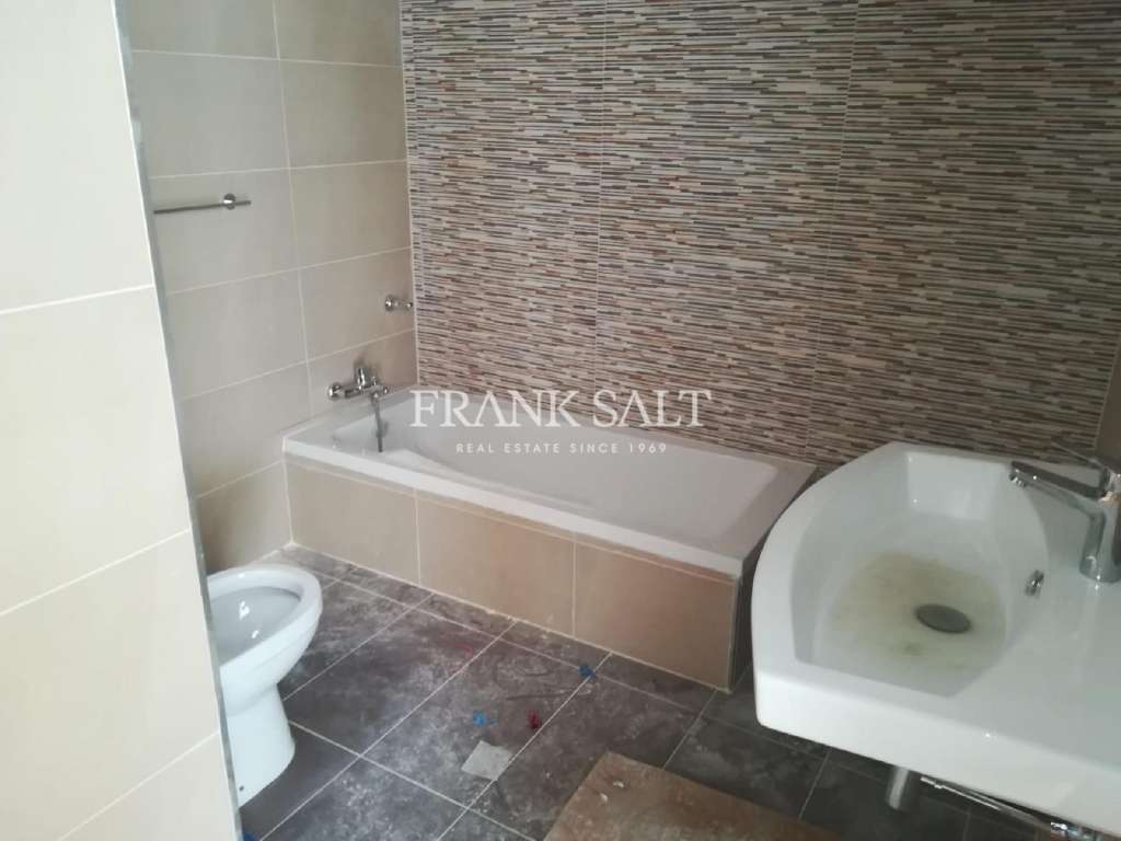 2 Bed, ApartmentFor Sale, Qawra, Malta