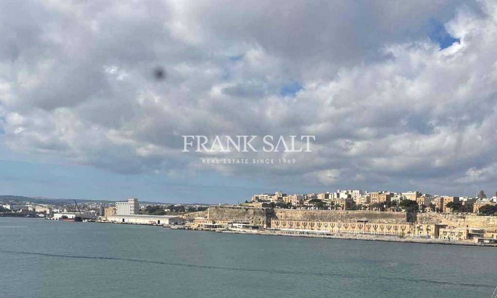 3 Bed, ApartmentFor Sale, Senglea, Malta