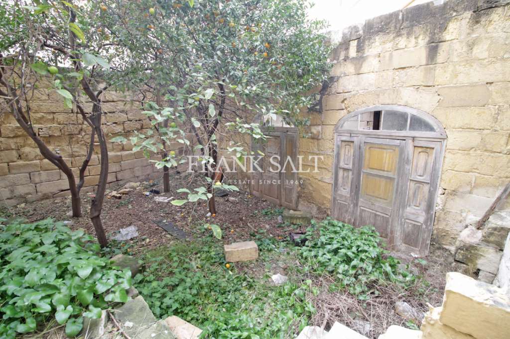 10 Bed, HouseFor Sale, Hamrun, Malta