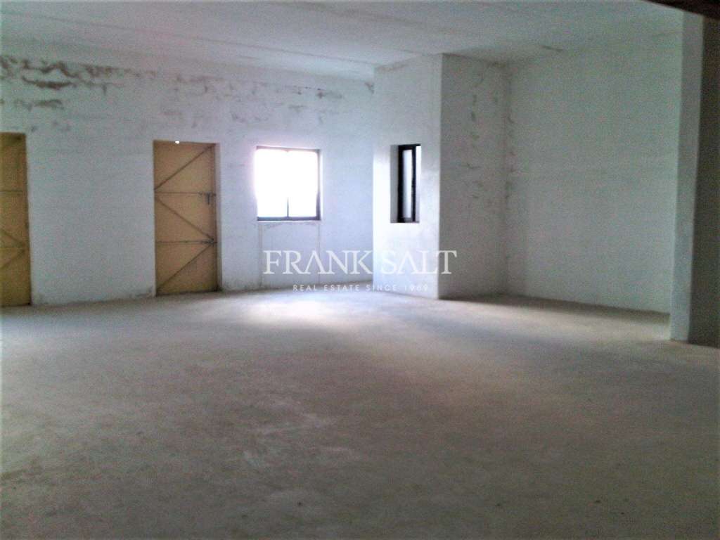 Commercial Property, For Sale