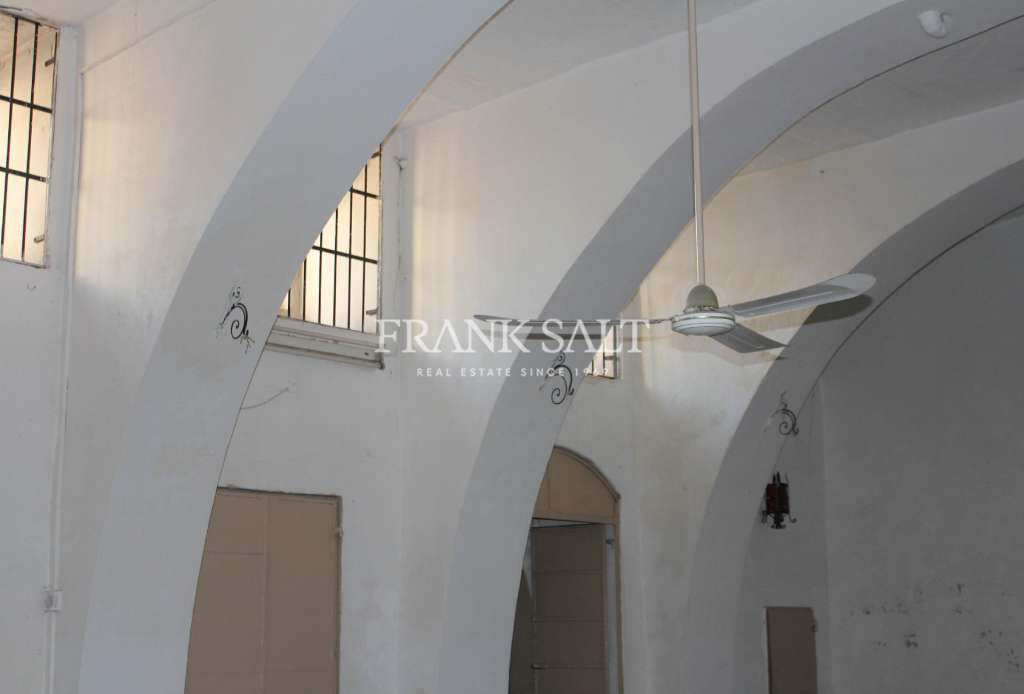 HouseFor Sale, Qormi, Malta