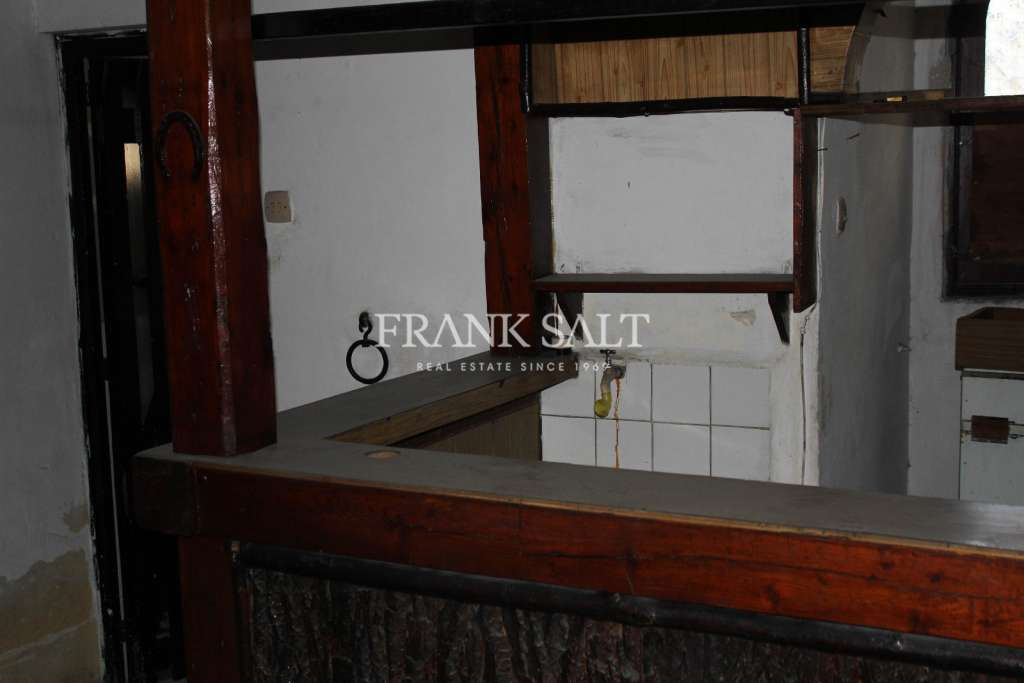 HouseFor Sale, Qormi, Malta