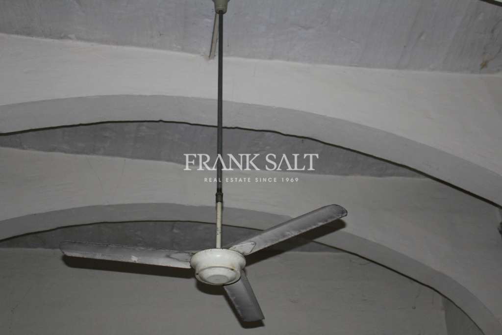 HouseFor Sale, Qormi, Malta