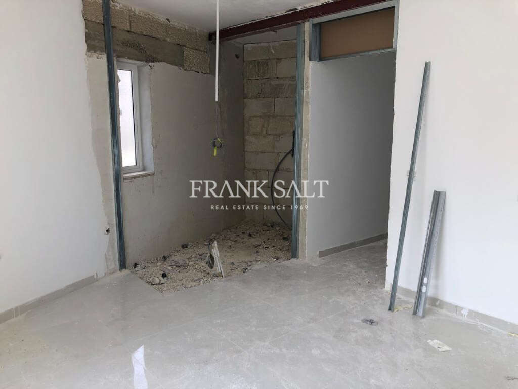 Commercial Property, For Sale