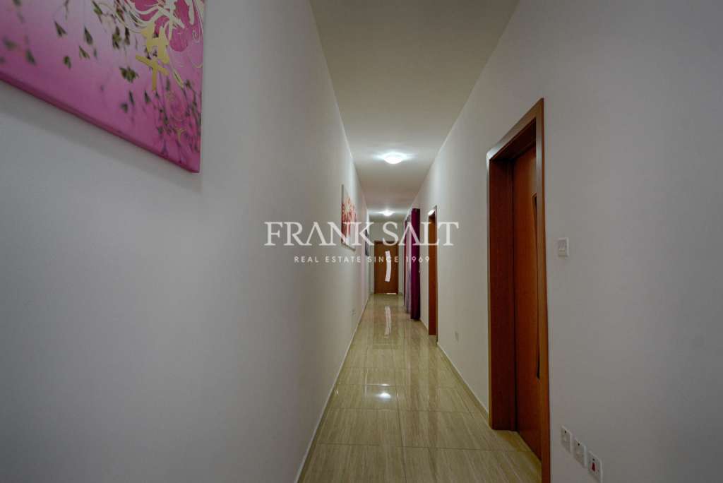 3 Bed, ApartmentFor Sale, Marsascala, Malta