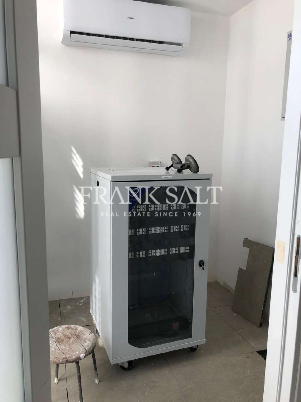 Commercial Property, For Sale