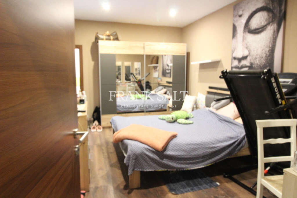 3 Bed, ApartmentFor Sale, Bahar ic-Caghaq, Malta