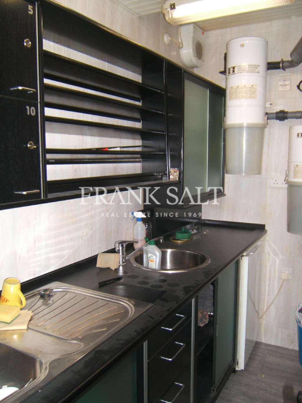 Commercial Property, For Sale