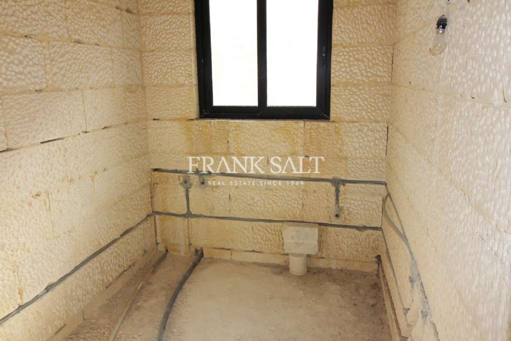 3 Bed, ApartmentFor Sale, Marsascala, Malta