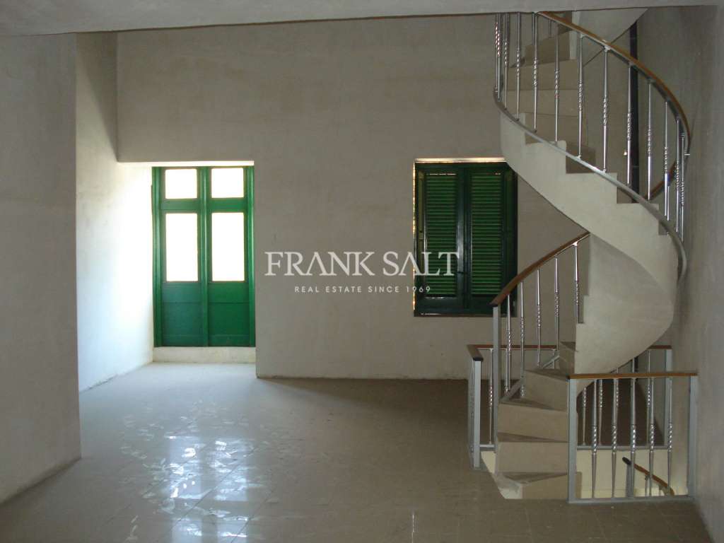 Commercial Property, For Sale