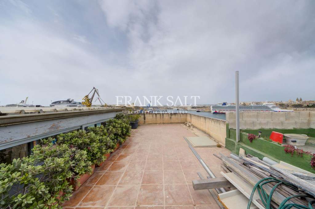 3 Bed, ApartmentFor Sale, Senglea, Malta