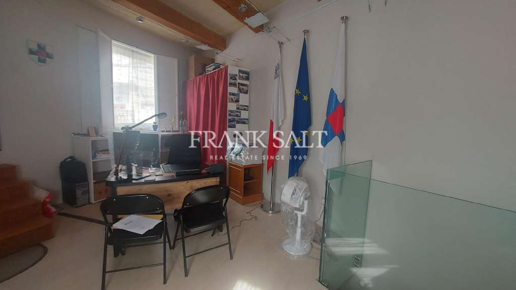 Commercial Property, For Sale