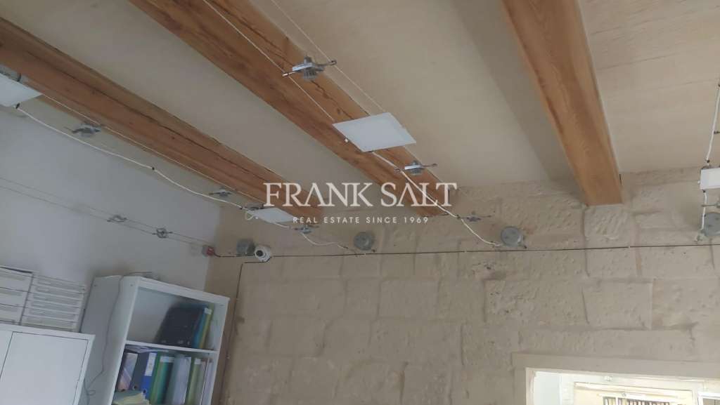 Commercial Property, For Sale