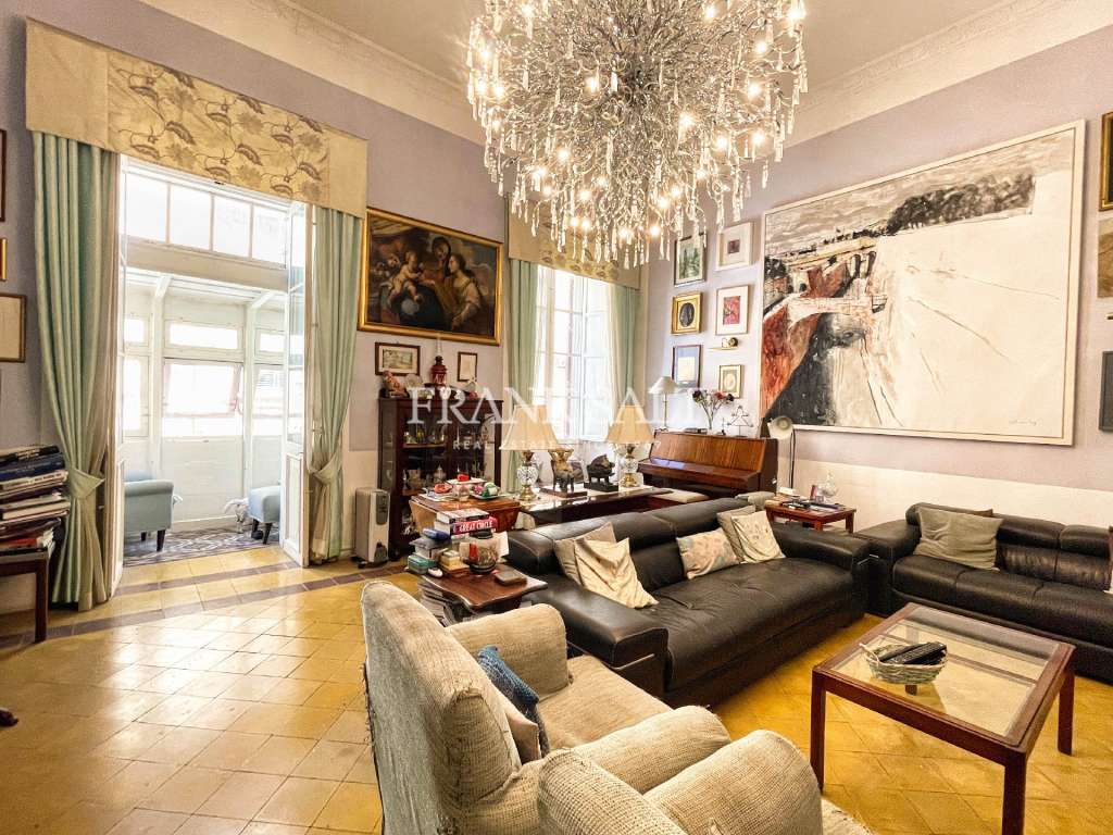 6 Bed, HouseFor Sale, Valletta, Malta 6 Bed, HouseFor Sale, Valletta, Malta
