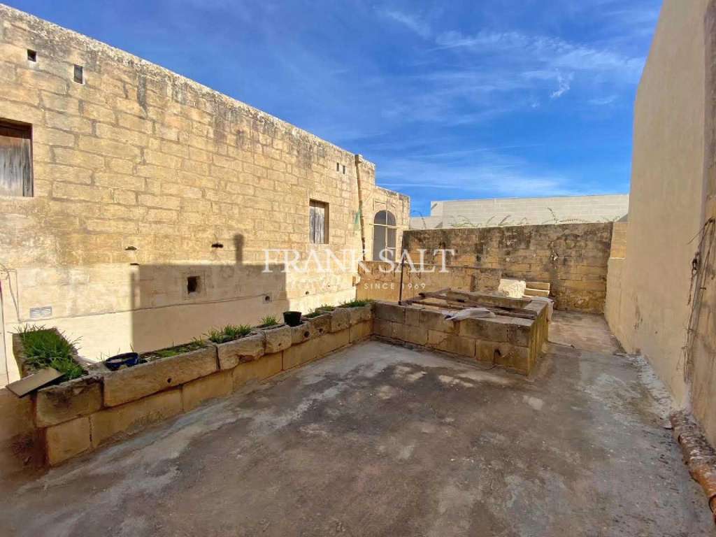 5 Bed, HouseFor Sale, Siggiewi, Malta