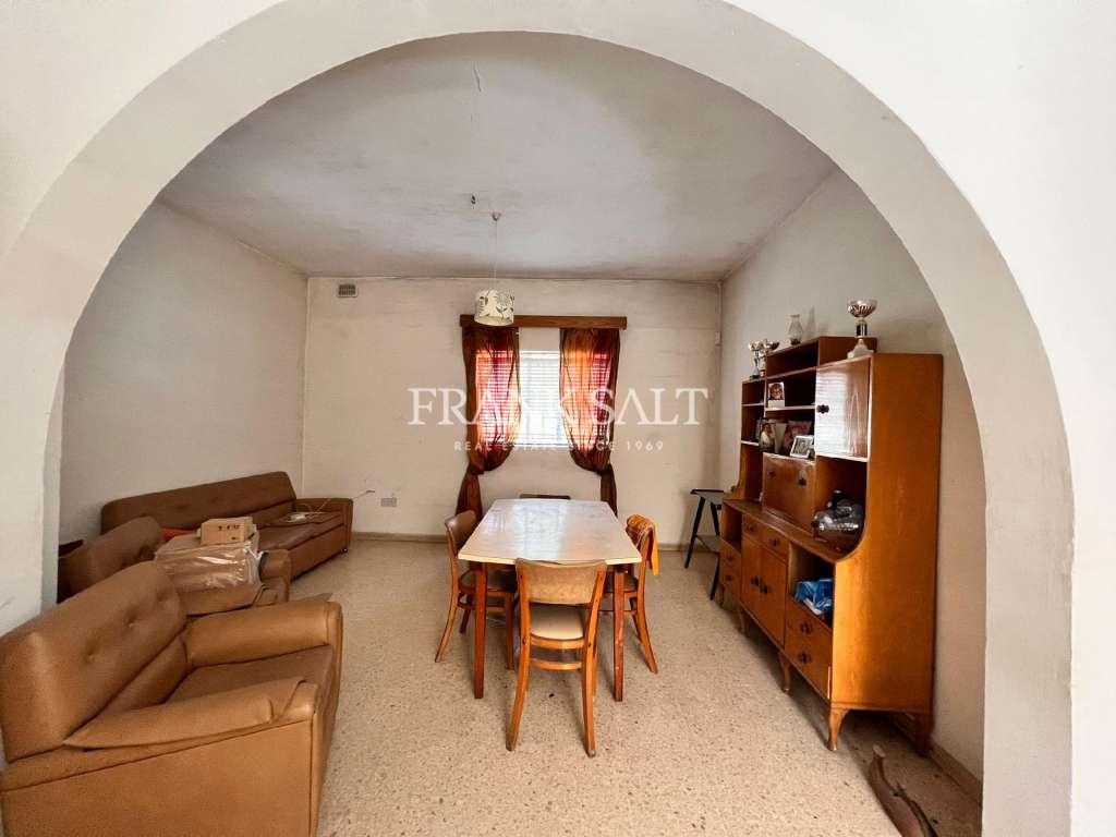 HouseFor Sale, Santa Lucia, Malta