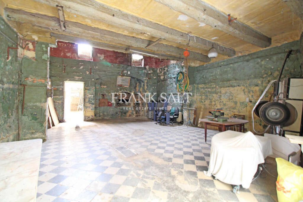 6 Bed, HouseFor Sale, Qormi, Malta