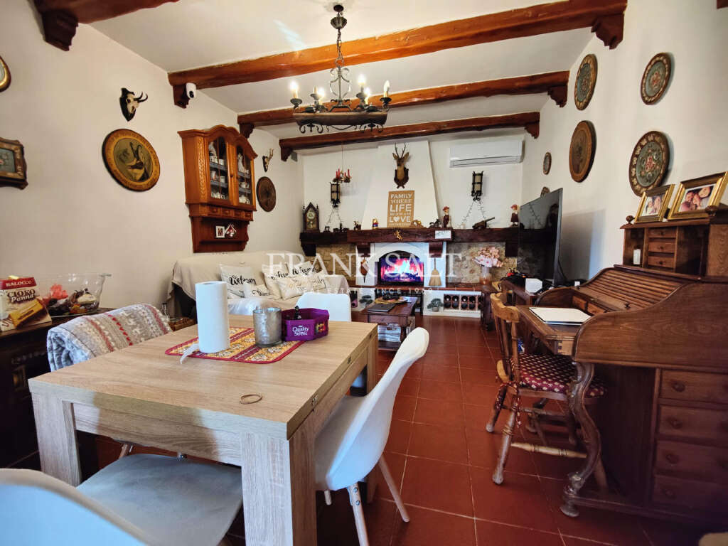 9 Bed, HouseFor Sale, Madliena, Malta