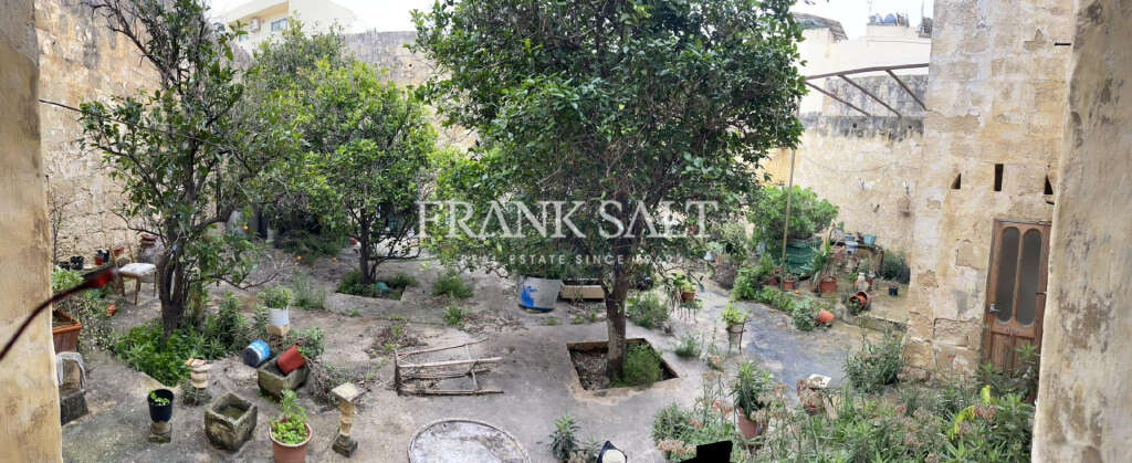 HouseFor Sale, Zejtun, Malta