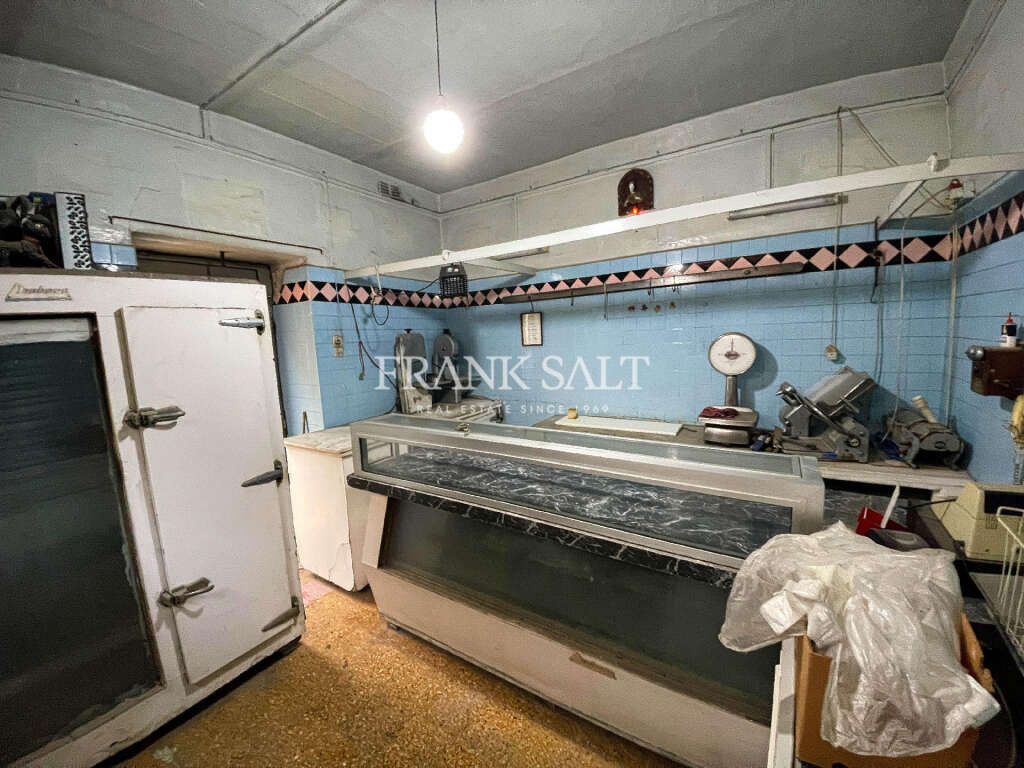 Commercial Property, For Sale