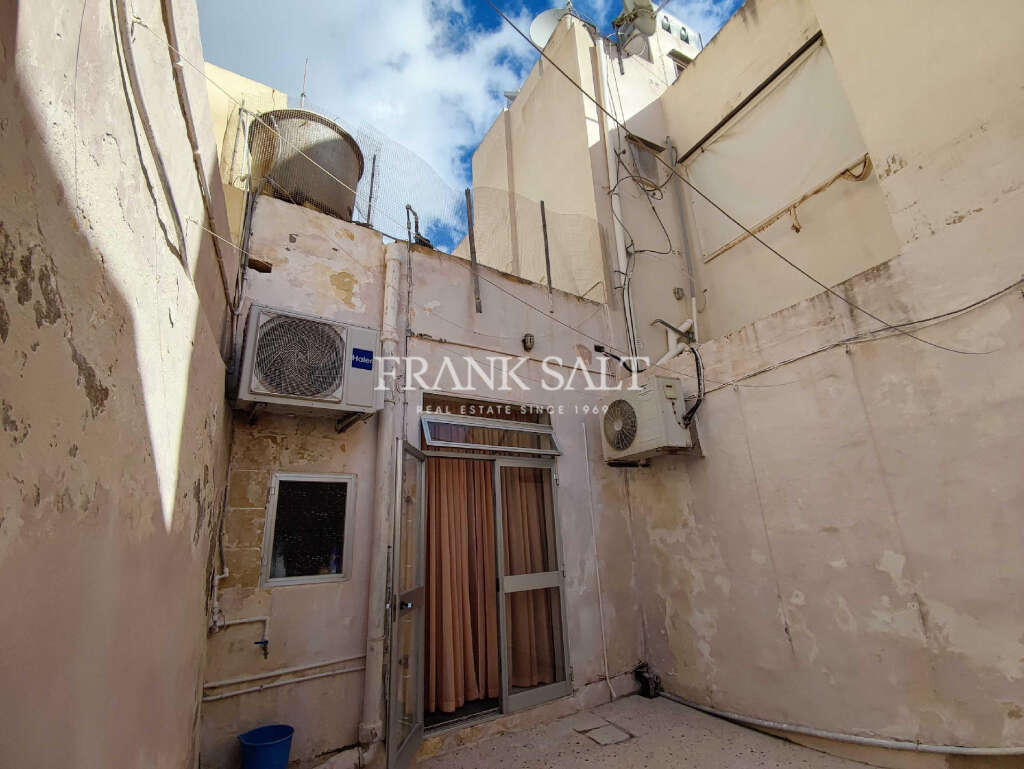 HouseFor Sale, Birzebbugia, Malta