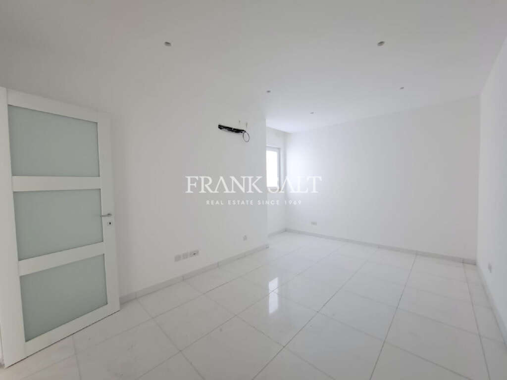 3 Bed, ApartmentFor Sale, St Julians, Malta