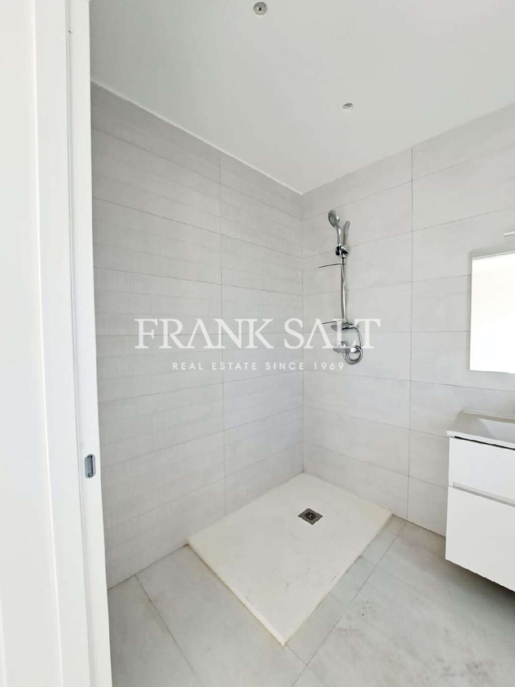 3 Bed, ApartmentFor Sale, St Julians, Malta