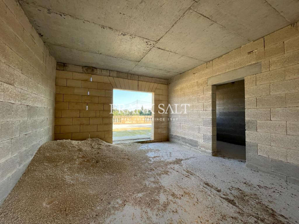 Commercial Property, For Sale