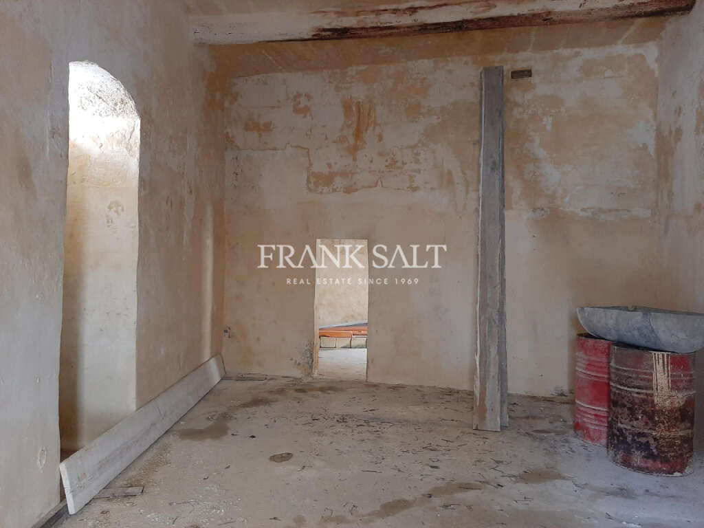 HouseFor Sale, Xewkija, Gozo