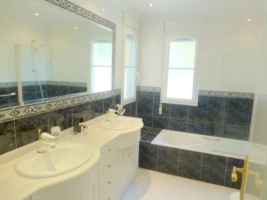 5 Bed, 5 Bath, HouseFor Sale, Javea, Alicante