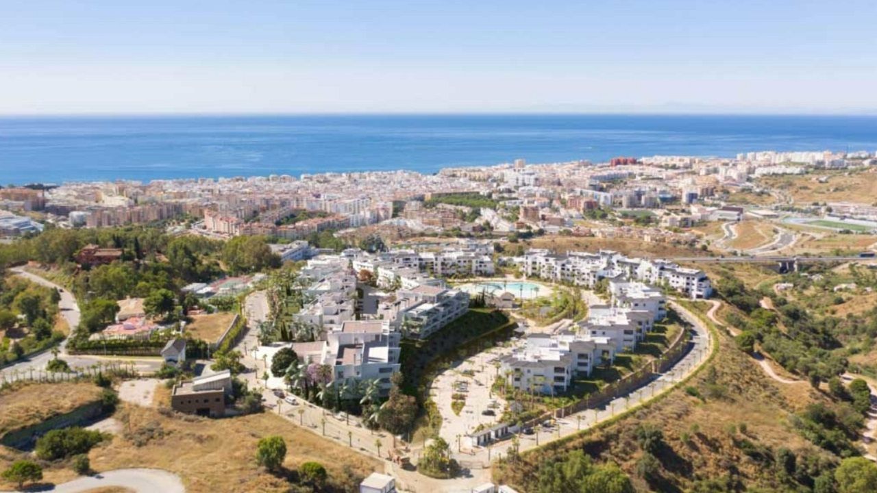 2 Bed, 2 Bath, ApartmentFor Sale, Estepona, Malaga, 29680