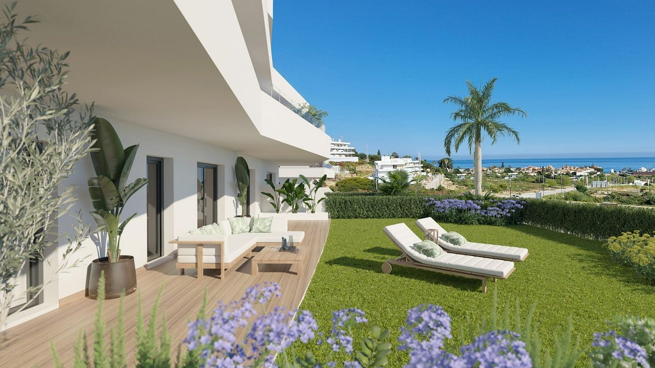 3 Bed, 2 Bath, ApartmentFor Sale, Estepona, Malaga, 29680