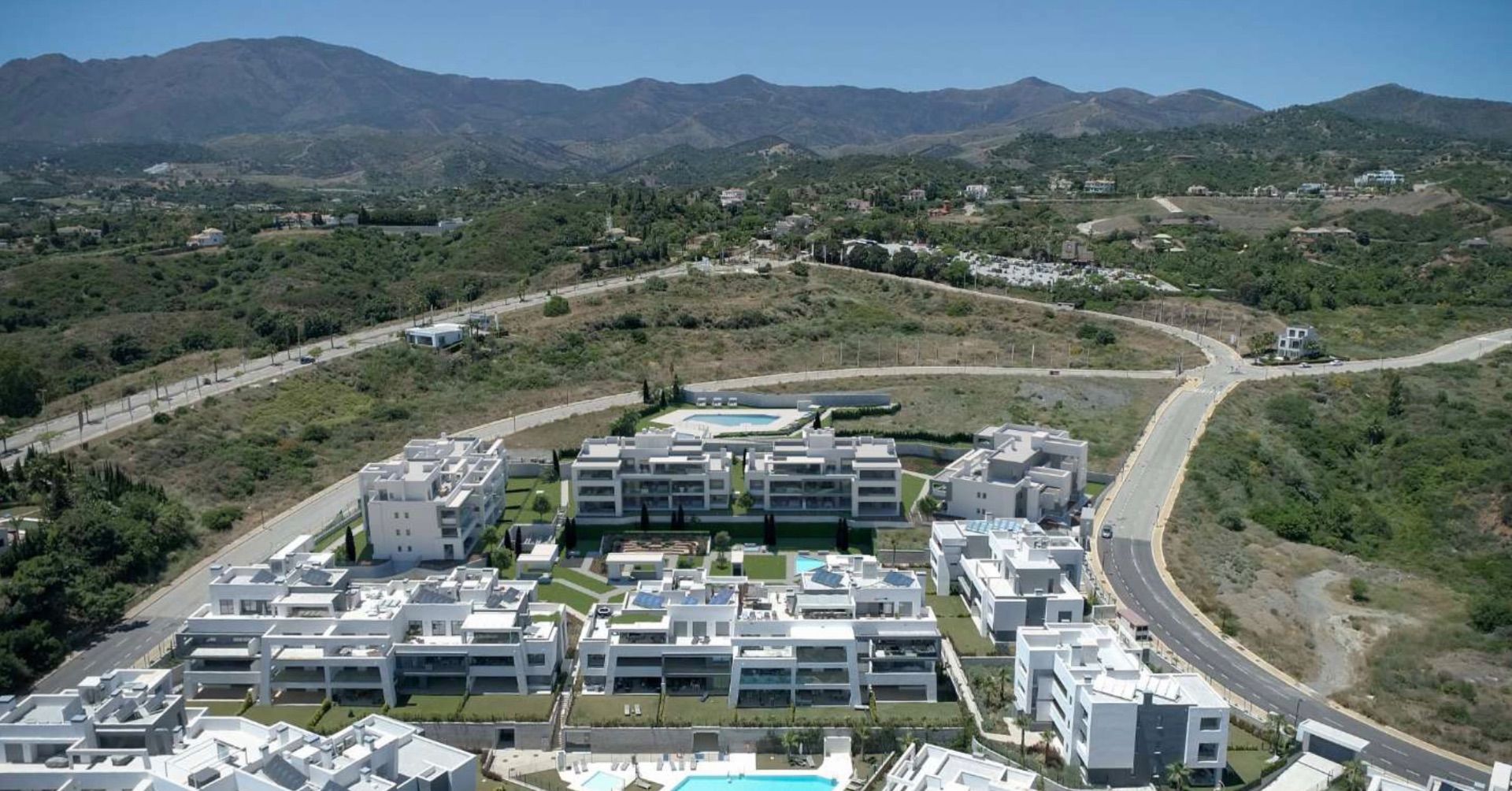 3 Bed, 2 Bath, ApartmentFor Sale, Estepona, Malaga, 29680
