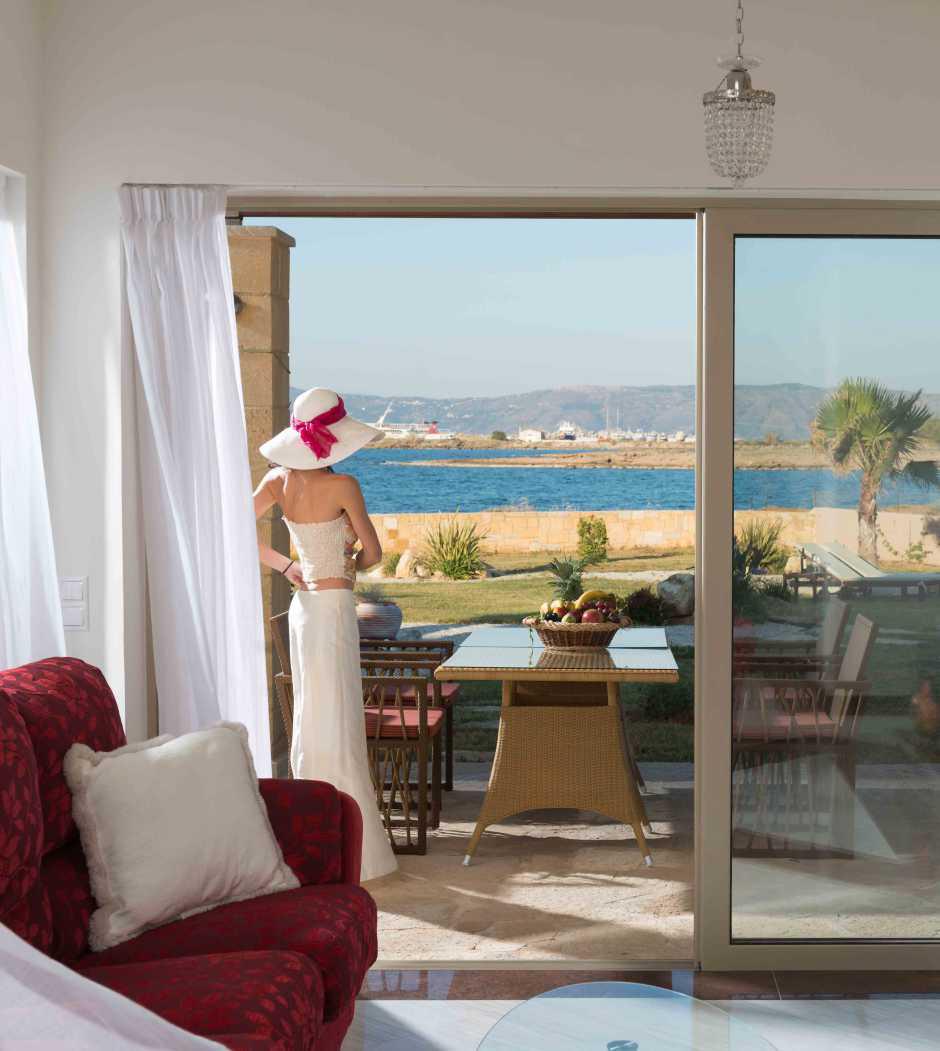 5 Bed, 5 Bath, HouseFor Sale, Crete, Crete