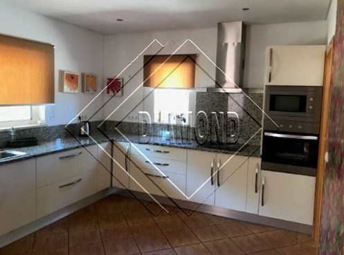 4 Bed, 4 Bath, HouseFor Sale, Lagos, 8600 4 Bed, 4 Bath, HouseFor Sale, Lagos, 8600