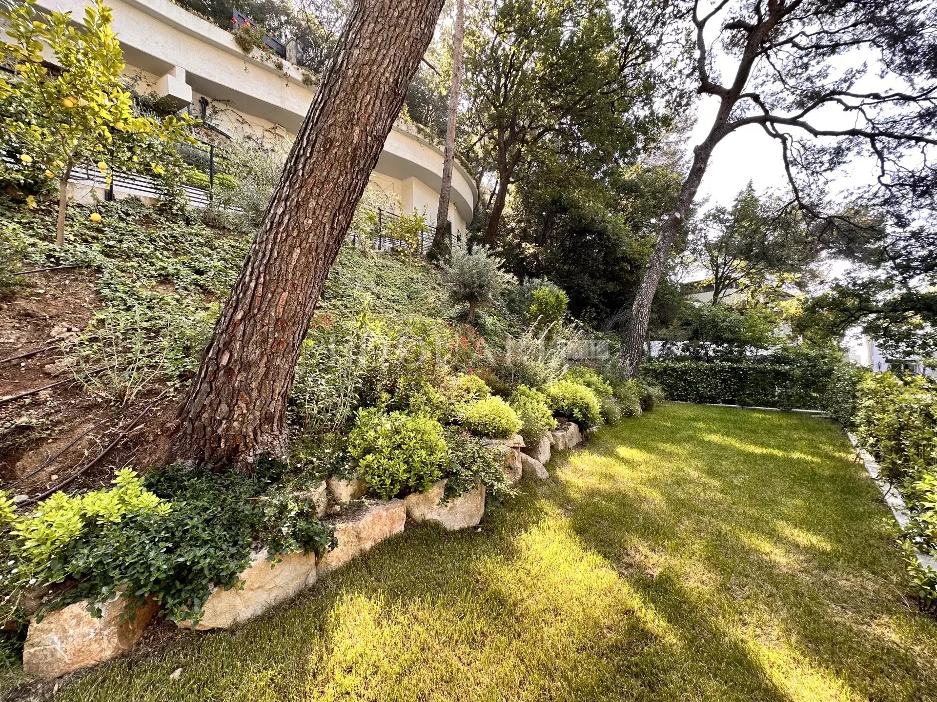 3 Bed, 5 Bath, HouseFor Sale, Roquebrune-Cap-Martin, Alpes-Maritimes