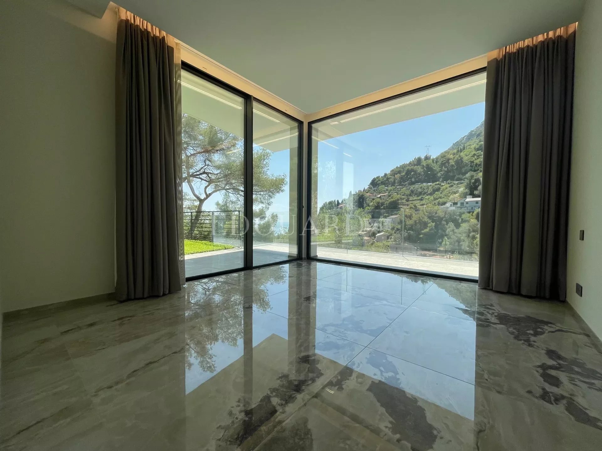 3 Bed, 5 Bath, HouseFor Sale, Roquebrune-Cap-Martin, Alpes-Maritimes