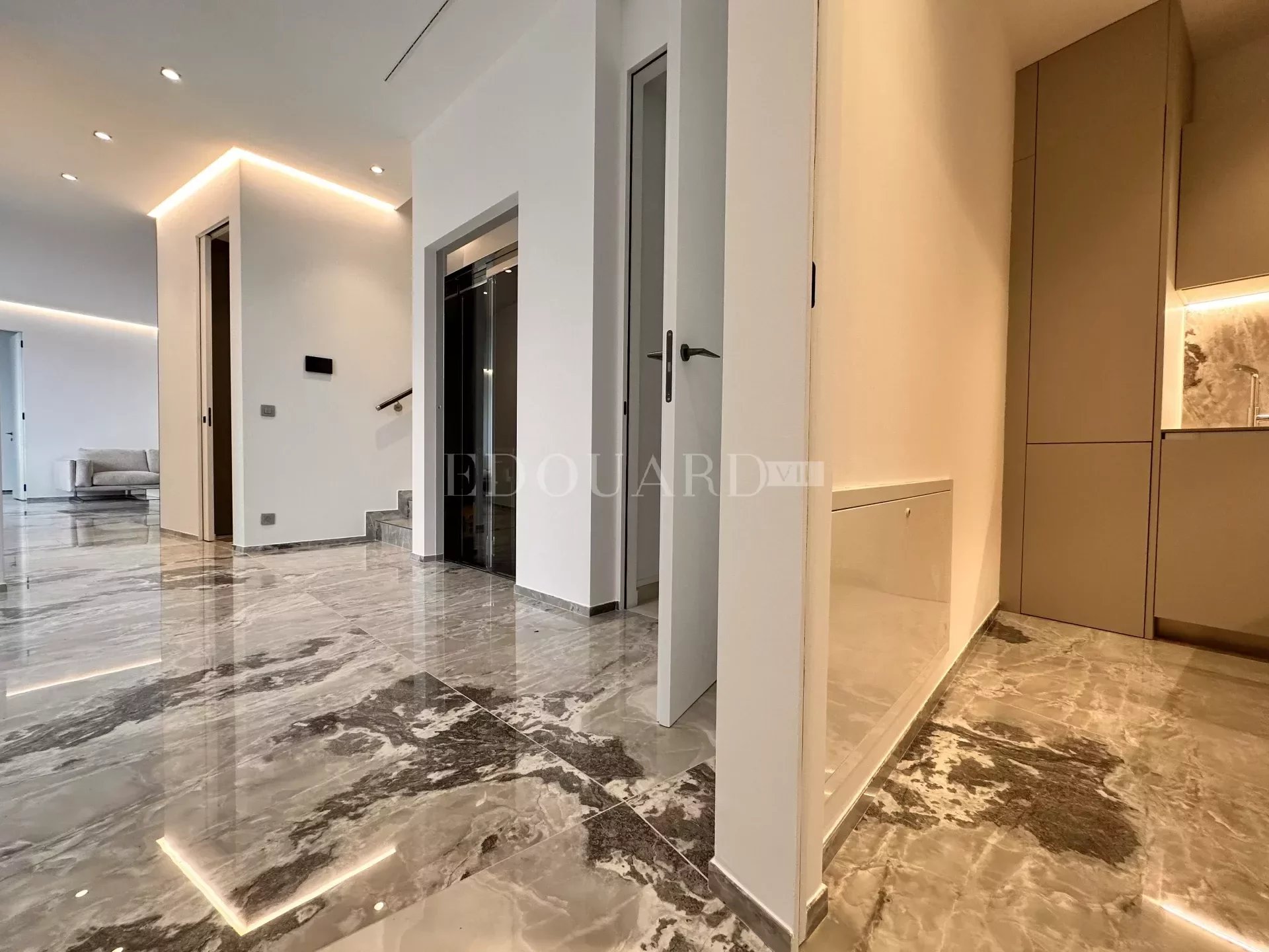 3 Bed, 5 Bath, HouseFor Sale, Roquebrune-Cap-Martin, Alpes-Maritimes